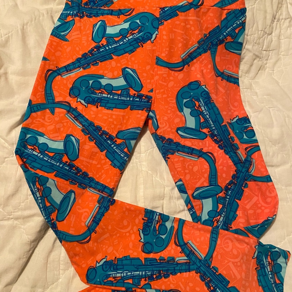 Lu La Roe leggings saxophone print